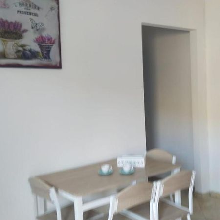 Da Pino Apartment Vallebona Bagian luar foto
