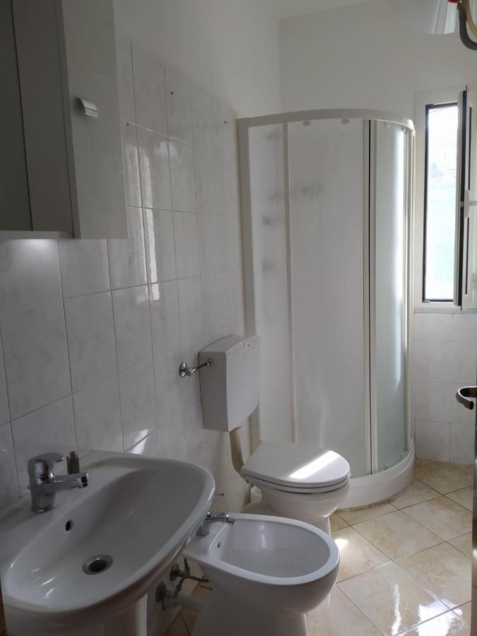 Da Pino Apartment Vallebona Bagian luar foto
